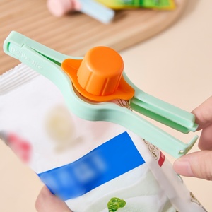 Support OEM Food Sealing Clips Reusable Food Plastic Bag Bag Sealing Clip Food Clip With a Cap Type <b>Spray</b> Nozzle Kitchen Tool - Product Image 1
