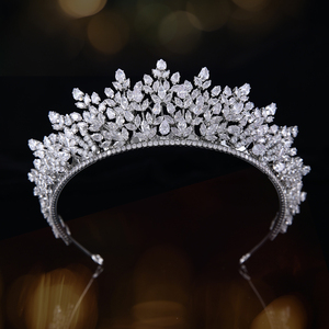 <span class=keywords><strong>Diadème</strong></span> de mariée multicouche fait main en forme de feuille, <span class=keywords><strong>avec</strong></span> zircone cubique de grade 5A, en alliage plaqué argent brillant, couronne de <span class=keywords><strong>mariage</strong></span> pour la mariée - Product Image 3