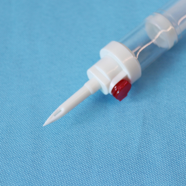 Consumibles médicos juego de transfusión de sangre desechable CE ISO juego de transfusión de sangre con aguja para suero