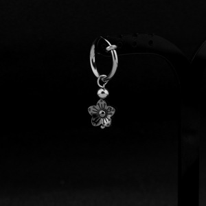 Nuevos Pendientes de Diseño Sencillo y Original con Pequeñas Flores Vintage, Pendientes Colgantes de Acero Inoxidable Unisex de Lujo Ligero, Joyería de Moda - Product Image 5