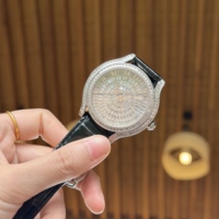 Montre mécanique de luxe en moissanite, boîtier en acier inoxydable, bracelet en cuir véritable, cadran saphir, disponible à la vente