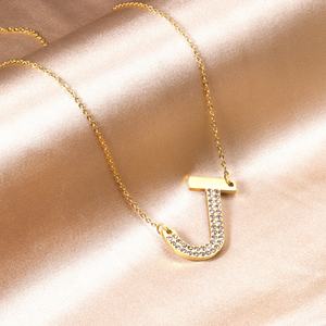 Collier Pendentif Lettre M de Haute Qualité, Initiale Alphabet en Acier Inoxydable, Coquille Noire, Colliers Statement pour Femme - Product Image 3