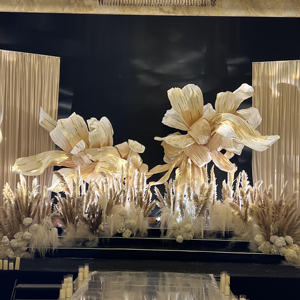 Escultura de Papel Artística Moderna y Grande, Personalizada, para Decoración de Eventos y Bodas, con Alta Calidad - Product Image 1