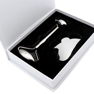 Strumenti per la pelle a rullo per il viso e <span class=keywords><strong>Gua</strong></span> Sha Set per massaggi per la cura della pelle strumento a rullo per uso domestico e commerciale - Product Image 6