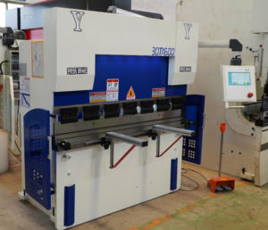 เครื่องพับขึ้นรูปโลหะขนาดเล็ก ราคาประหยัด รุ่นใหม่ 30 ตัน 1600 มม. ระบบ E21 สำหรับงานดัดแผ่นสแตนเลส - Product Image 5