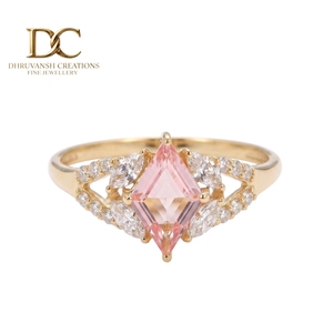 แหวนทองคำแท้ 14K ประดับเพชรเพาะเลี้ยงและไพลินพัพพาร์ชาเพาะเลี้ยงสำหรับผู้หญิง ได้รับการรับรองจาก IGI เครื่องประดับชั้นดี - Product Image 1