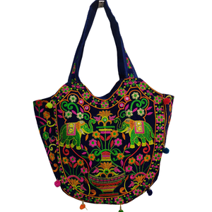 Pochette ethnique perlée à fermeture éclair, best-seller, avec broderie à la main, idéale pour les mariages, les fêtes et les occasions spéciales, disponible au meilleur prix du marché. - Product Image 2