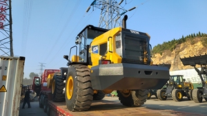 Matériel de terrassement, chargeuse sur pneus diesel SEM655D 5t, chargeuse frontale avec pièces de rechange pour la construction - Product Image 5