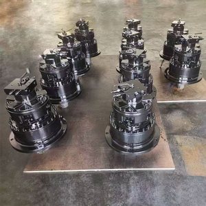 Moteur hydraulique et réducteur MacGregor GM2-3500R24, type à piston radial meridional, pour machine de couvercle de trappe - Product Image 1