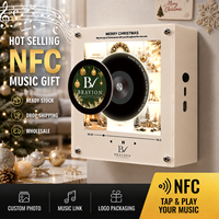 BRAVION Idée cadeau de Noël personnalisée Lecteur de disques vinyles rotatif NFC Aimant de réfrigérateur Lecteur de musique pour les amateurs de musique Cadeau de Noël