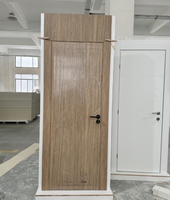 Porte en WPC moderne simple invisible à montage encastré sans cadre, hauteur de plafond, porte de chambre à coucher, porte intérieure cachée