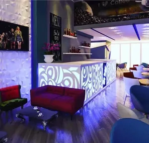 YESTONE Desain Interior Klub Malam Restoran Cina Oem Elf Bar Glowing Led Bar Furniture Menyala Cocktail Meja Bar Dekat Saya