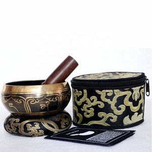 Cuenco para cantar de Arte de latón de calidad superior pulido hecho en Nepal para meditación budista religiosa un recuerdo de artesanía de Metal - Product Image 1