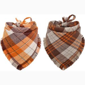 وشاح كلاب نقشة أسكتلندية قابل للغسيل من قماش القطن الممتاز للكلاب الأليفة خارج المنزل للمشي - Product Image 1