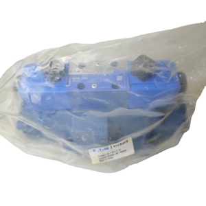 Válvula Direccional DG5V DG5V-8-H-6C-M-U-H-10 - Product Image 1