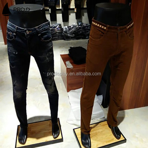 Manichino Maschile Colorato in Plastica FRP per Esposizione di Pantaloni e Jeans da Uomo - Product Image 6