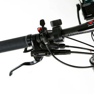 Bicicleta Eléctrica de Montaña Bafang M600 para Adultos, Alta Velocidad, Llantas de 29 y 27.5 Pulgadas, Manubrio Rojo Elegante, 200-250W - Product Image 1