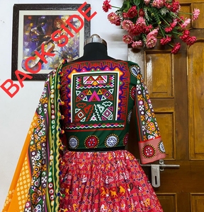Meilleure qualité pour mariage et fête Lehenga Choli Georgette Material Fancy Lehenga Choli pour femmes au prix de gros - Product Image 1