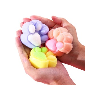 Kit de jouets à presser créatifs en silicone faits à la main, motif patte de chat populaire, pour le jeu alimentaire et le soulagement du stress, pour enfants et étudiants, en plastique - Product Image 5