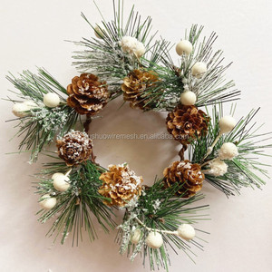 Ghirlanda Natalizia Artigianale da 16 Pollici in Filo di Ferro Verde Scuro con Pigne per Decorazione Interna da Appendere alla Porta - Product Image 6