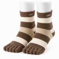Chaussettes douillettes en microfibre - Chaussettes d'intérieur moelleuses et colorées à rayures pour l'hiver