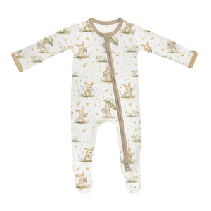 Tutina Personalizzata in Fibra di Bambù per Neonati, Facile da Indossare, per il Relax a Casa dei Piccoli - Product Image 2