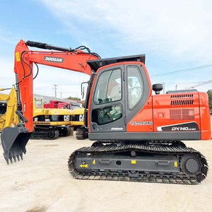 Excavatrice sur chenilles hydraulique d'occasion d'origine coréenne Doosan DX140LC-9C, 14 tonnes, à vendre. Excavatrice Doosan DX140. - Product Image 1