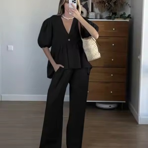 Conjunto de 2 Piezas para Mujer, Top Corto Casual Holgado con Cuello en V, 100% Algodón de Color Sólido, Cintura Elástica, Precio Bajo y Alta Calidad - Product Image 6