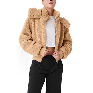 <span class=keywords><strong>Cappotto</strong></span> in pile Teddy da donna, caldo e morbido, con texture soffice, vestibilità oversize e taglio corto, ideale per l'uso quotidiano - Collezione Hot Sale - Product Image 4