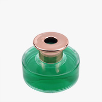 Bouteille diffuseur de parfum en verre de luxe de 80ml avec couvercle cylindre oblat couleur et logo personnalisés
