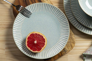 Nouveau design personnalisé de vaisselle en porcelaine de restaurant ensembles d'assiettes classiques - Product Image 3