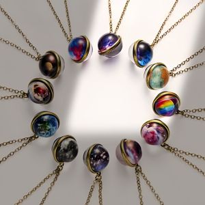 Collar con colgante Vintage de doble cara luminoso de nebulosa de galaxia cósmica creativa de nuevo estilo de moda euroamericana - Product Image 1