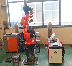 เครื่องเชื่อมเลเซอร์อุตสาหกรรม 1500w 2000w 3000w ระบบอัตโนมัติสำหรับโลหะเหล็ก พร้อมแขนหุ่นยนต์ - Product Image 1