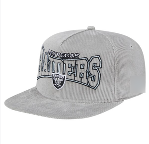 Gorras de Béisbol Personalizadas al por Mayor de los <span class=keywords><strong>Raiders</strong></span> de <span class=keywords><strong>Las</strong></span> <span class=keywords><strong>Vegas</strong></span>, con Logotipo Bordado del Equipo de Fútbol Americano 32, de Pana Duradera de Alta Calidad y Ajustables - Product Image 3