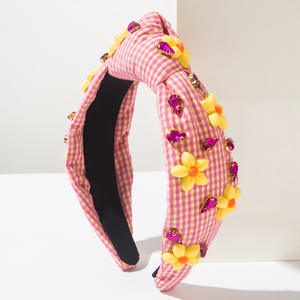 Serre-tête coréen tendance avec fleurs en strass, accessoires capillaires personnalisés pour femmes, parfaits pour les fêtes - Product Image 3