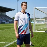 Survêtement de football de club pas cher, très demandé, personnalisé pour hommes, tenue de football rétro, maillots et kits uniformes