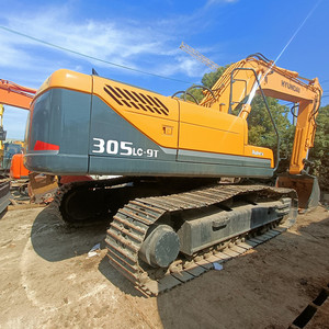 Excavatrice sur chenilles hydraulique d'occasion Hyundai Robex 305LC-9T modèle 2023, machine de terrassement, moteur Hyundai, 30,2 tonnes - Product Image 1
