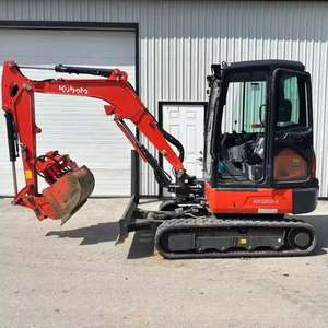 Miniexcavadora Kubota KX033-4 Económica, Nueva, de 2 y 3.5 Toneladas, con Motor y Componentes de Bomba Originales - Product Image 1