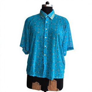Chemise en rayonne à imprimé floral bleu turquoise, boutonnée, décontractée, manches courtes pour homme - Product Image 1