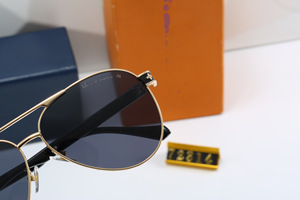 Nuovi <span class=keywords><strong>Occhiali</strong></span> <span class=keywords><strong>da</strong></span> <span class=keywords><strong>Sole</strong></span> <span class=keywords><strong>da</strong></span> <span class=keywords><strong>Uomo</strong></span> 2025 con Montatura in Metallo 72314, Aste Bicolore con Molla - Product Image 6