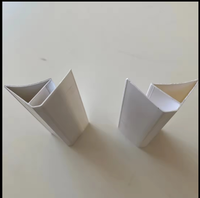 Revêtement de plafond en PVC de qualité supérieure en Chine, corniche de 8 mm de large, profilés en plastique durables et élégants