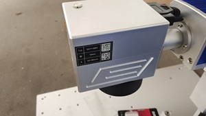 Laser à fibre 30W MOPA JPT 30M7 avec lentille de taille 175*175mm, tête de balayage SG7110, marquage de différentes couleurs <span class=keywords><strong>sur</strong></span> l'acier inoxydable et le laiton - Product Image 5