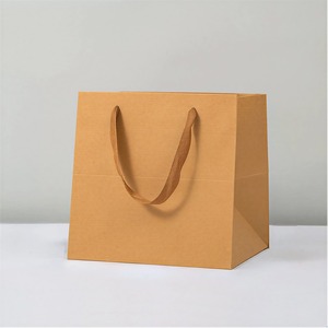 Sacs en papier personnalisés de haute qualité avec logo, petits sacs en papier imperméables avec logo - Product Image 1