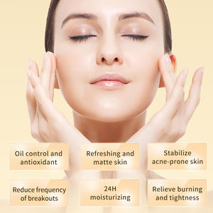 Ensemble de soins de la peau du visage au curcuma personnalisé de haute qualité Ensemble de soins de la peau à l'acide hyaluronique de marque privée OEM (Nouveau) - Product Image 6