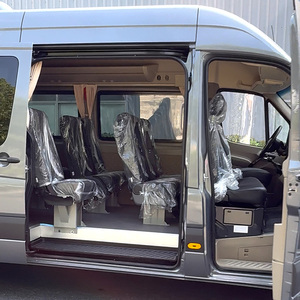 Fourgonnette de passagers diesel de grande capacité 7,5 m |   Espace de rangement supplémentaire pour bagages |   Parfait pour les entreprises de tourisme et de transport - Product Image 3