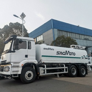 Camión Cisterna Shacman 6x4 de China para Limpieza de Carreteras y Control de Polvo con Función de Aspersión de Agua de 30000 Litros - Product Image 1