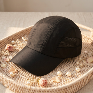 Gorra de béisbol impermeable de secado rápido personalizada, gorra deportiva de poliéster para exteriores, transpirable, ajustable, con logotipo y color personalizados OEM. - Product Image 5
