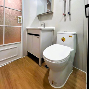 Casa Contenedor Moderna Expandible de Doble Ala de 30 pies, Estándar AU/US, Eléctrica, Completamente Amueblada, Tipo Granny Flat para Patio Trasero con Sala de Estar - Product Image 2
