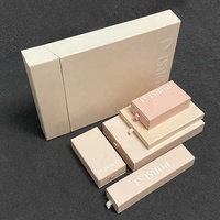 Boîte d'emballage rigide personnalisée de luxe pour écouteurs électroniques, ordinateur, gaufrage, laminage mat, directement de l'usine pour l'électronique grand public