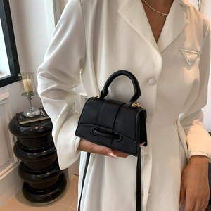 Nouveau Sac à Main en Feutre Tendance avec Trois Bretelles, Motif Crocodile Épissé, Sac Bandoulière Mère-Fille pour Femme - Product Image 5